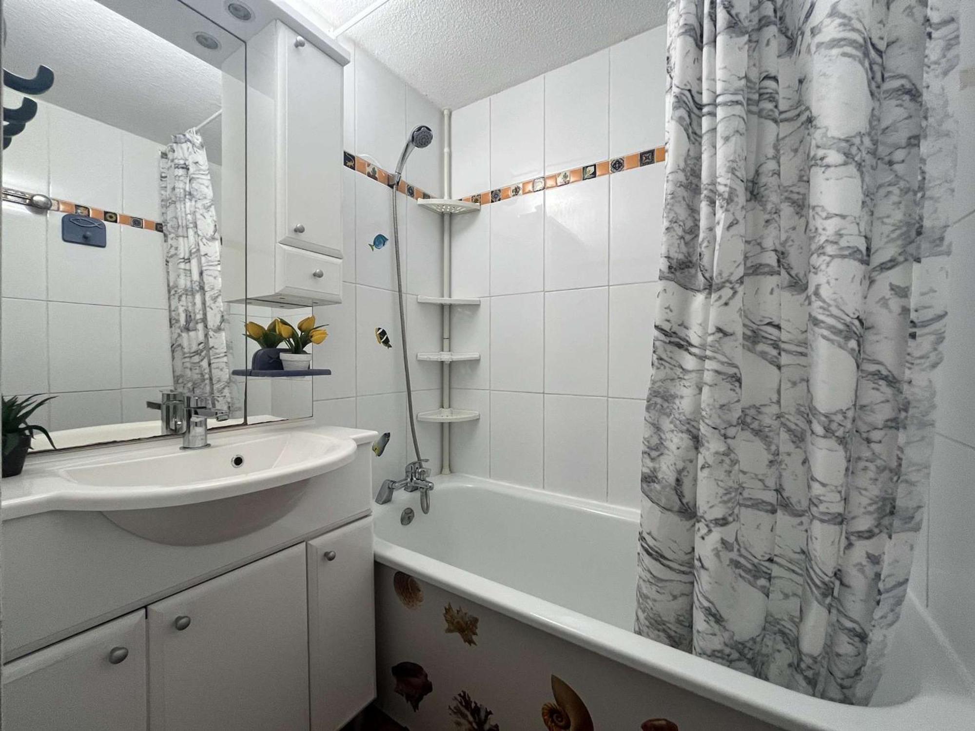 Maison 2 Pieces/Mezzanine, 6 Couchages, Terrasse Spacieuse, Piscine Et Parking Prive A Gruissan - Fr-1-229-332 Экстерьер фото